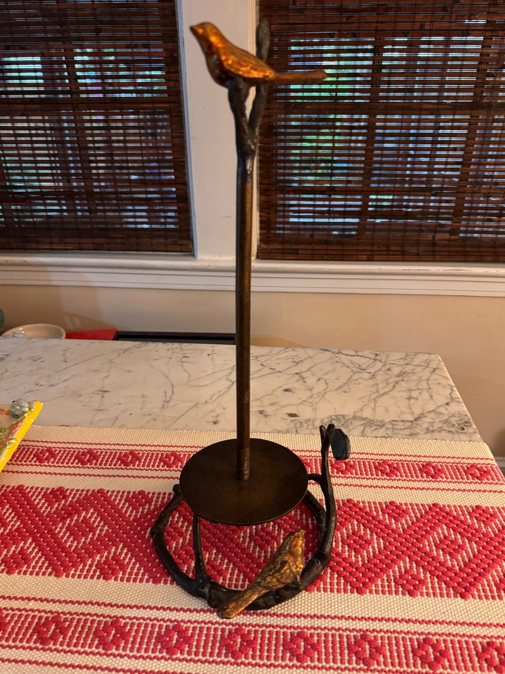 Wrought iron bird paper towel holder, like new